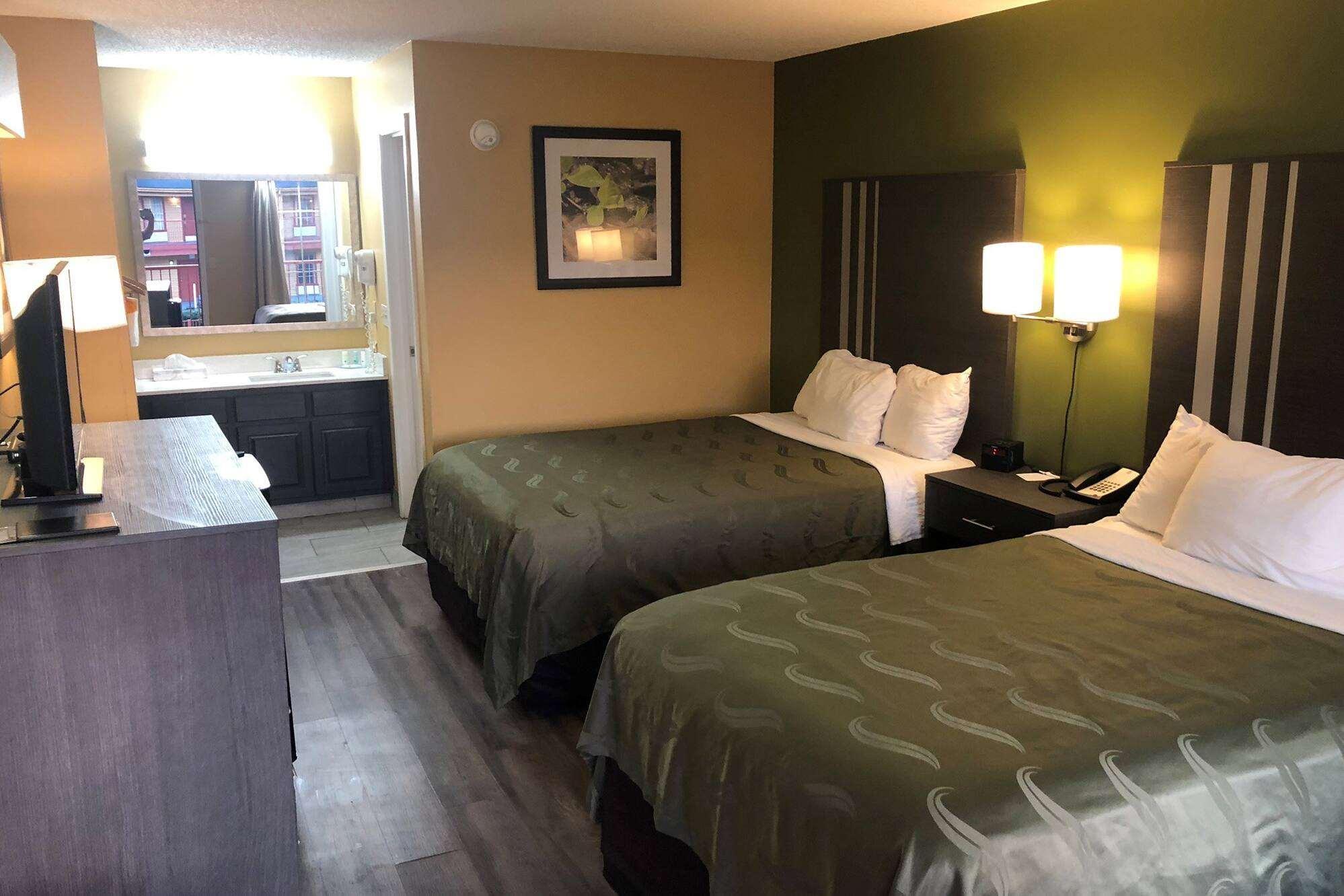 Hotel Baymont By Wyndham Selma Extérieur photo