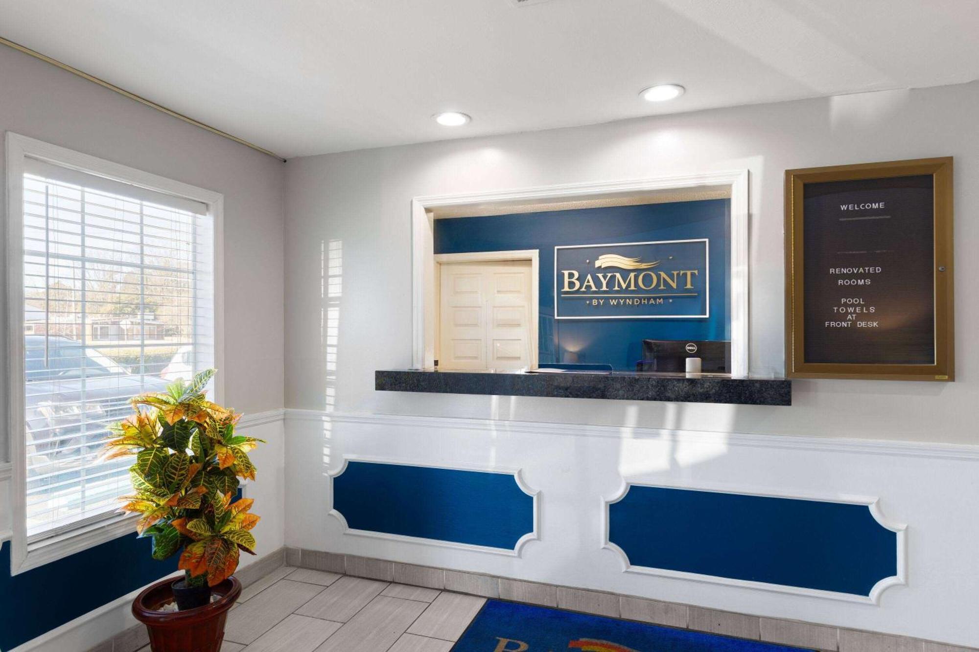 Hotel Baymont By Wyndham Selma Extérieur photo