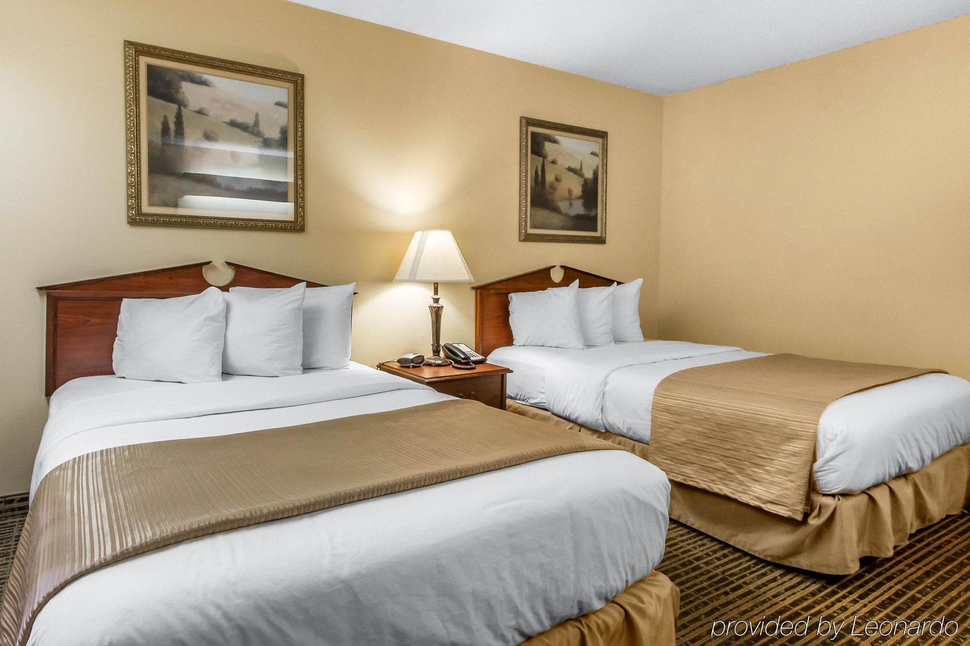 Hotel Baymont By Wyndham Selma Extérieur photo